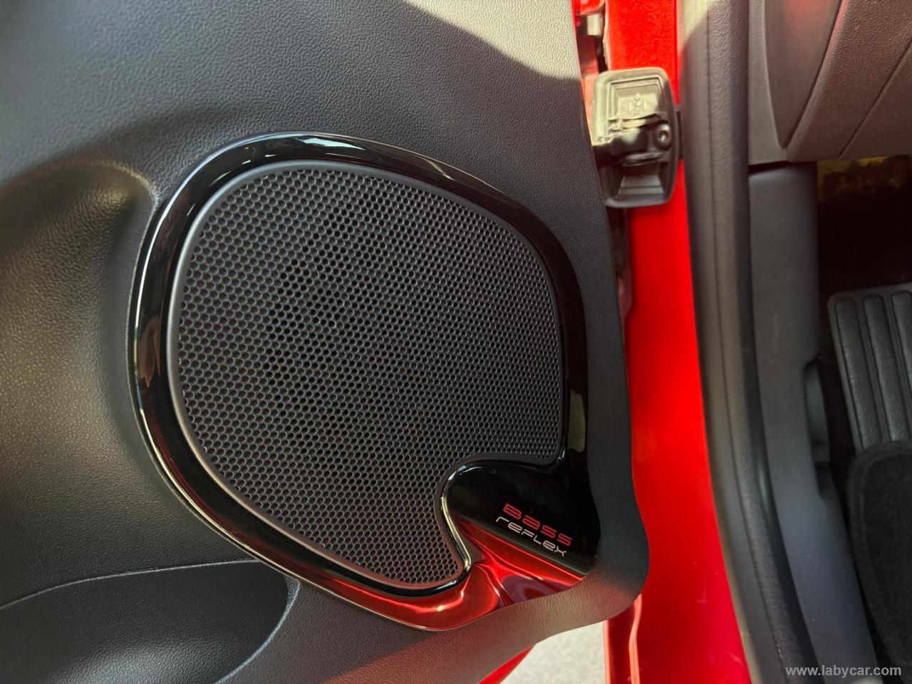 RENAULT Clio TCe 12V 90CV GPL 5p. Moschino Zen