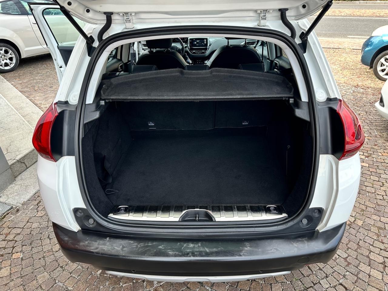Peugeot 2008 BlueHDi 100 Allure - Uniproprietario