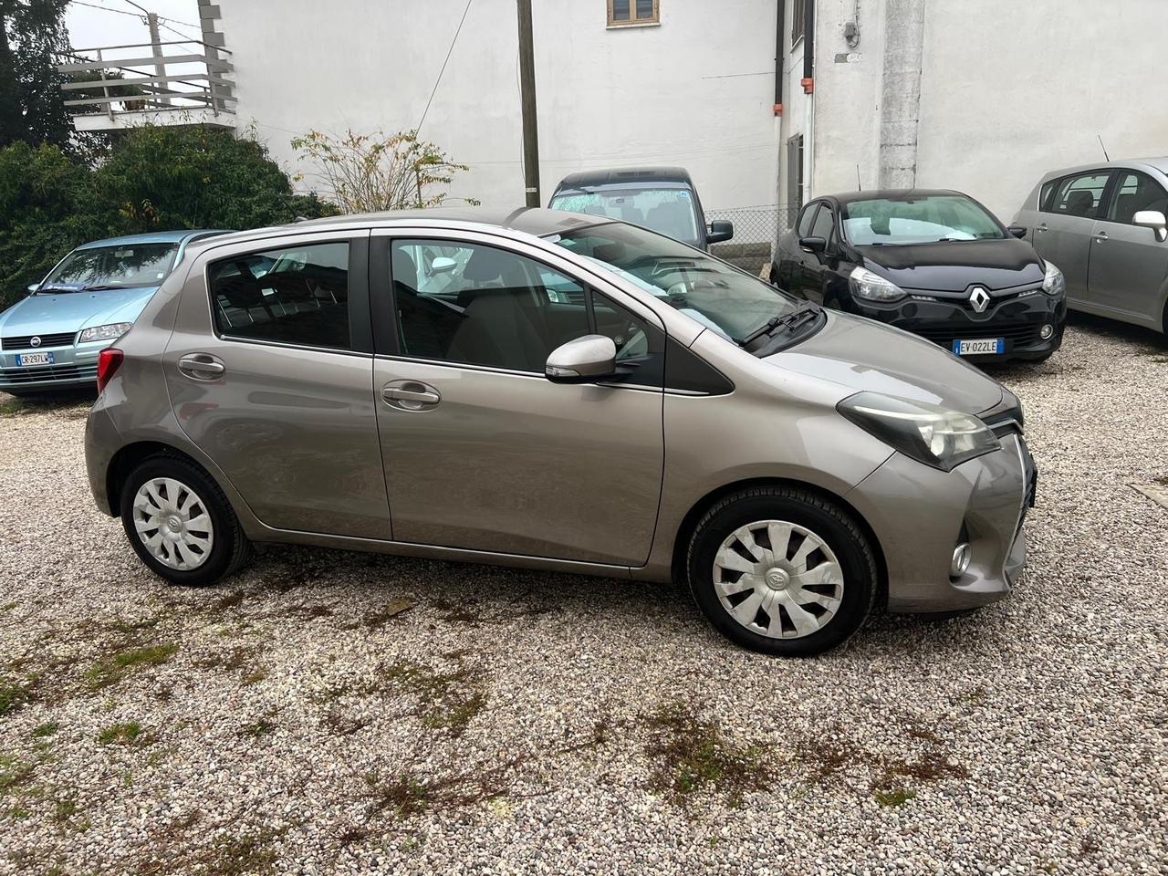 Toyota Yaris 1.4 D-4D 5 porte Active