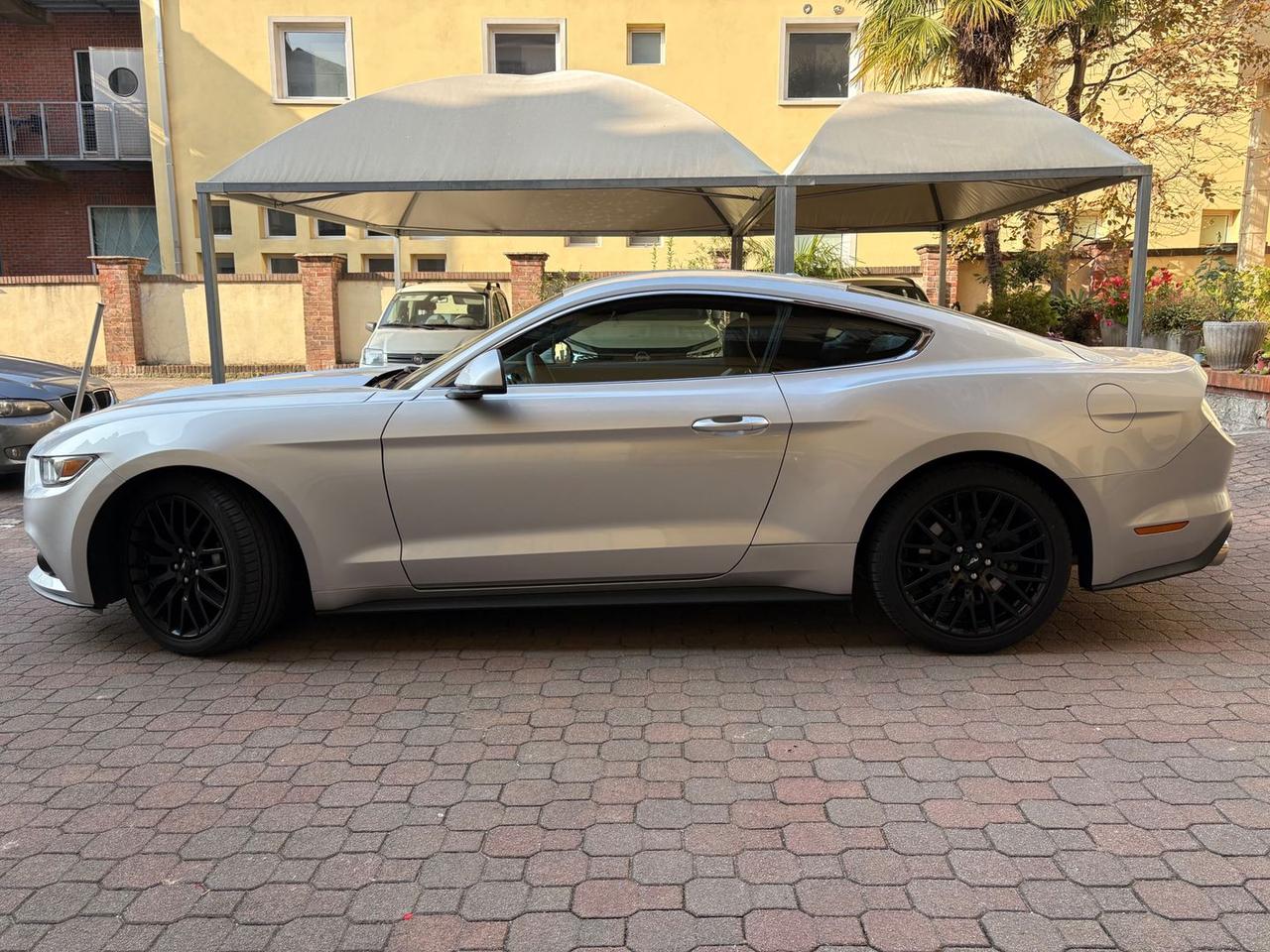 Ford Mustang 2.3 EcoBoost #7377