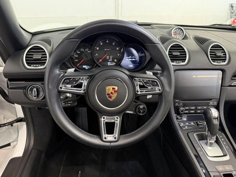 Porsche 718 2.0 Boxster T