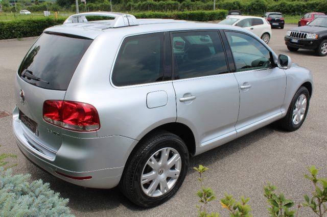 VOLKSWAGEN Touareg 3.0 V6 TDI DPF TIPTRONIC *TAGLIANDATA*