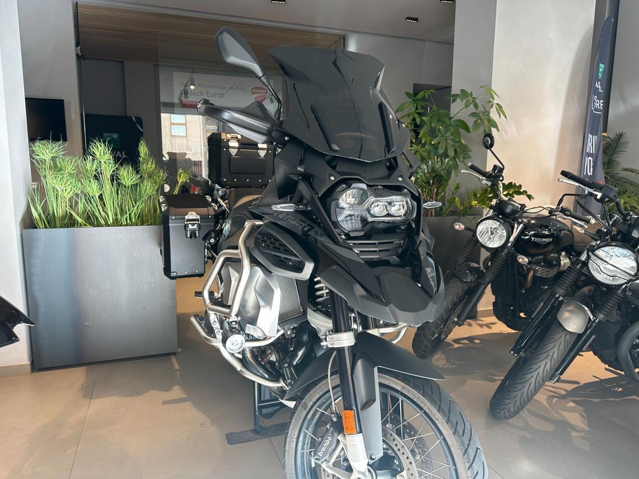 BMW R 1250 GS TRIPLE BLACK Adventure 2023