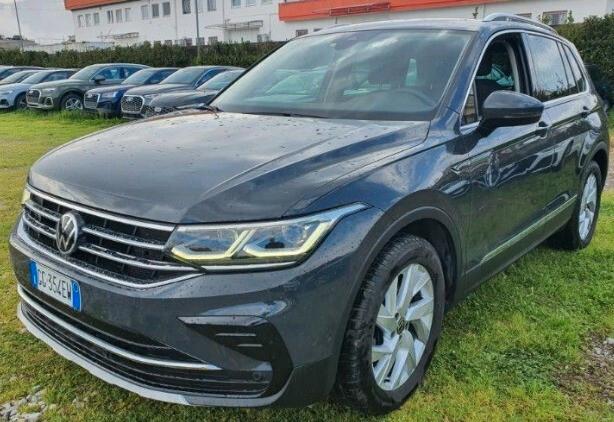 Volkswagen Tiguan 2.0 TDI 150 CV SCR DSG Elegance