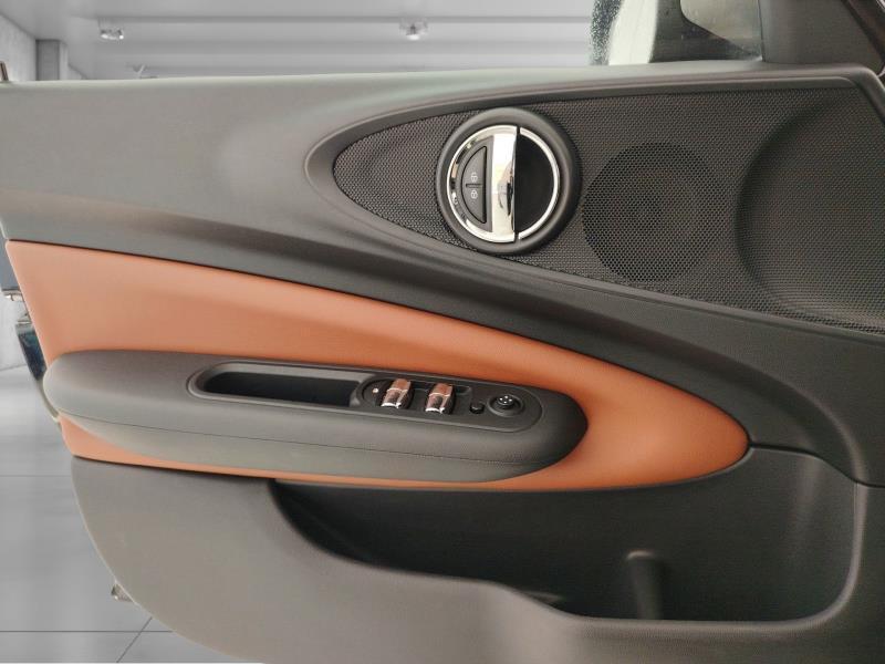 Mini Cooper D Clubman 2.0 Cooper D Mayfair Edition auto