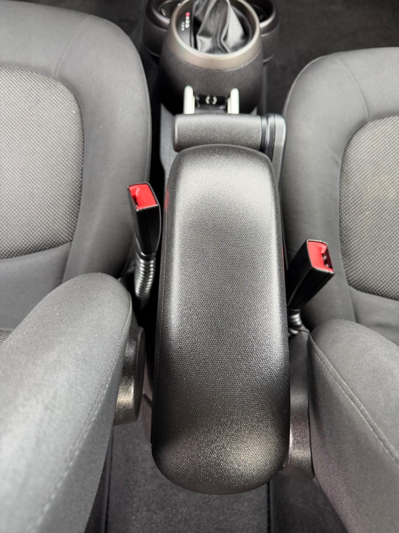 MINI COOPER D COUNTRYMAN 2.0 D NEOPATENTATi R60