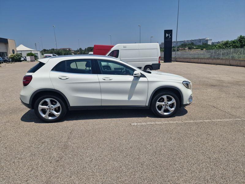 Mercedes-Benz GLA-X156 2017 - GLA 180 d Sport auto