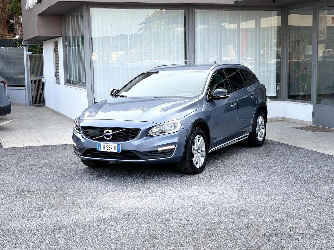 Volvo V60 Cross Country 2.0 Diesel 150CV E6 - 2017