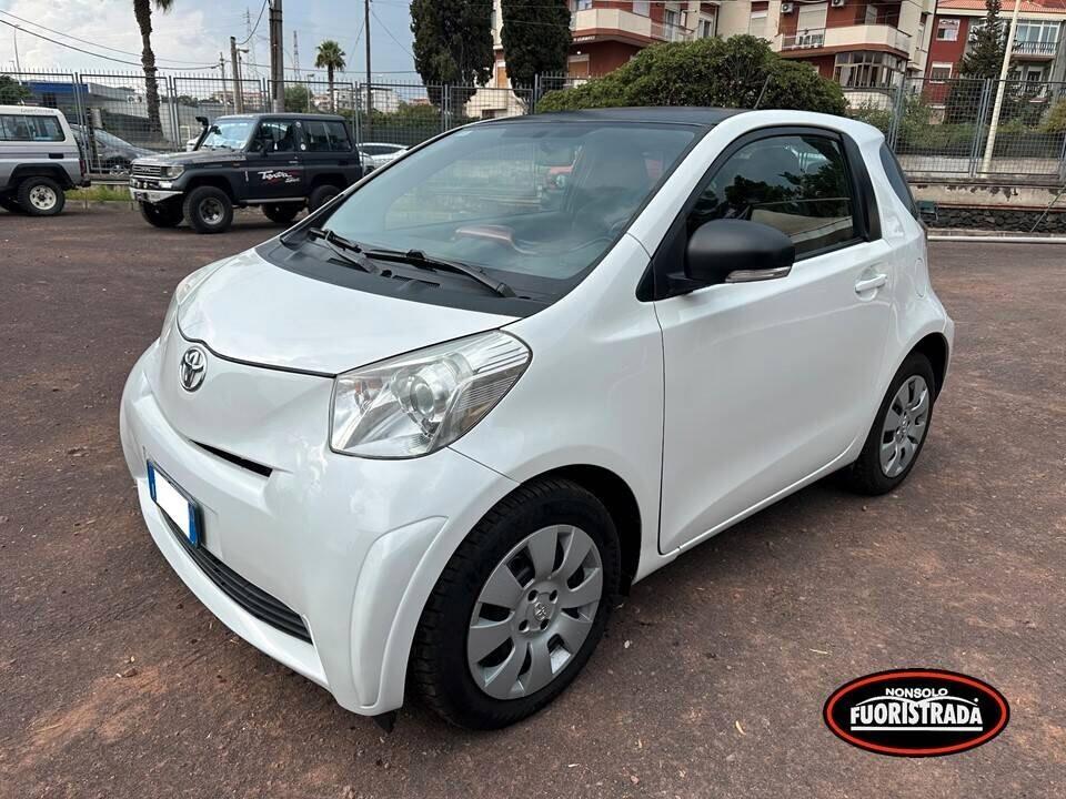 Toyota iQ 1.0 CVT Trend