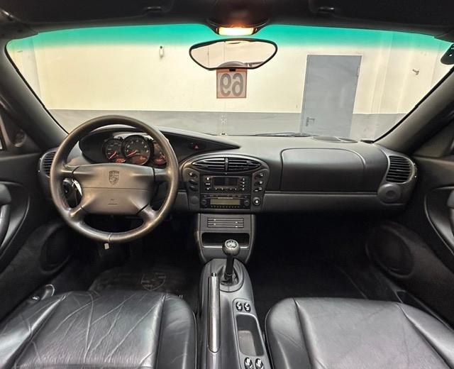 Porsche Boxster 2.5i 24V cat
