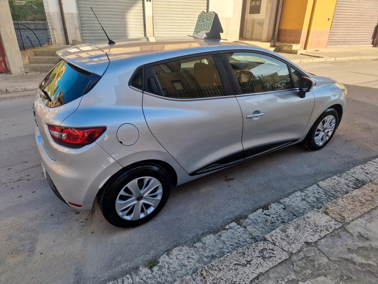 Renault Clio dCi 8V 75 CV 5 porte Life