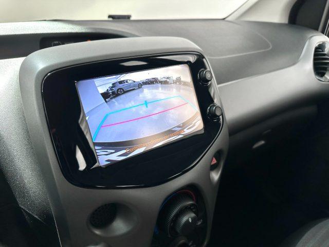 TOYOTA Aygo Connect 1.0 VVT-i 72 CV 5 p x-clusiv