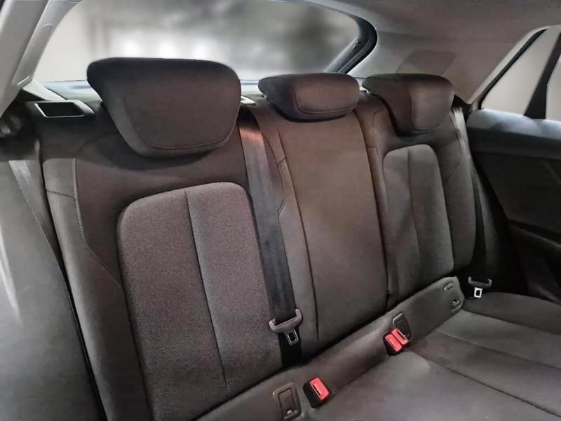 AUDI Q2 2.0 30 TDI BUSINESS S TRONIC SUV