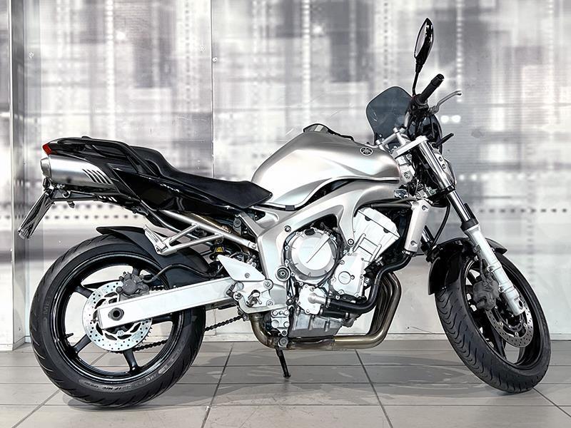 Yamaha FZ6