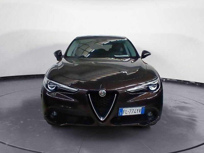 Alfa Romeo Stelvio 2.2 Turbodiesel 210 CV AT8 Q4 Executive