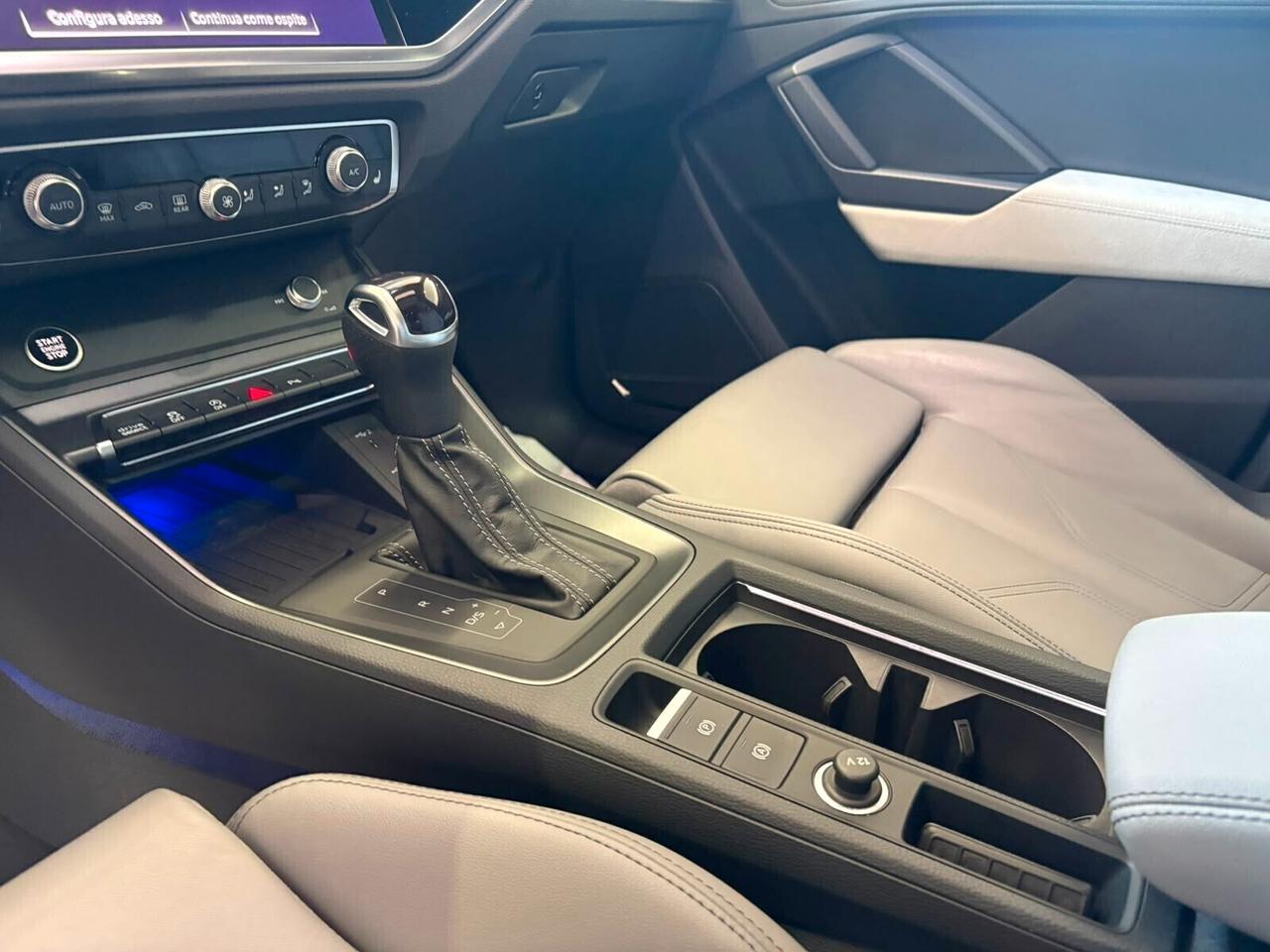 Audi Q3 SPB 40 TDI quattro Identity Black S line Edition