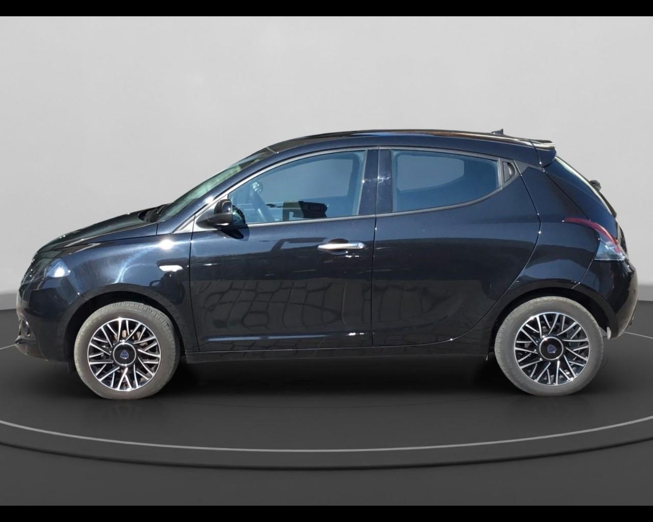 LANCIA Ypsilon III 2021 - Ypsilon 1.0 firefly hybrid Platino s&s 70cv
