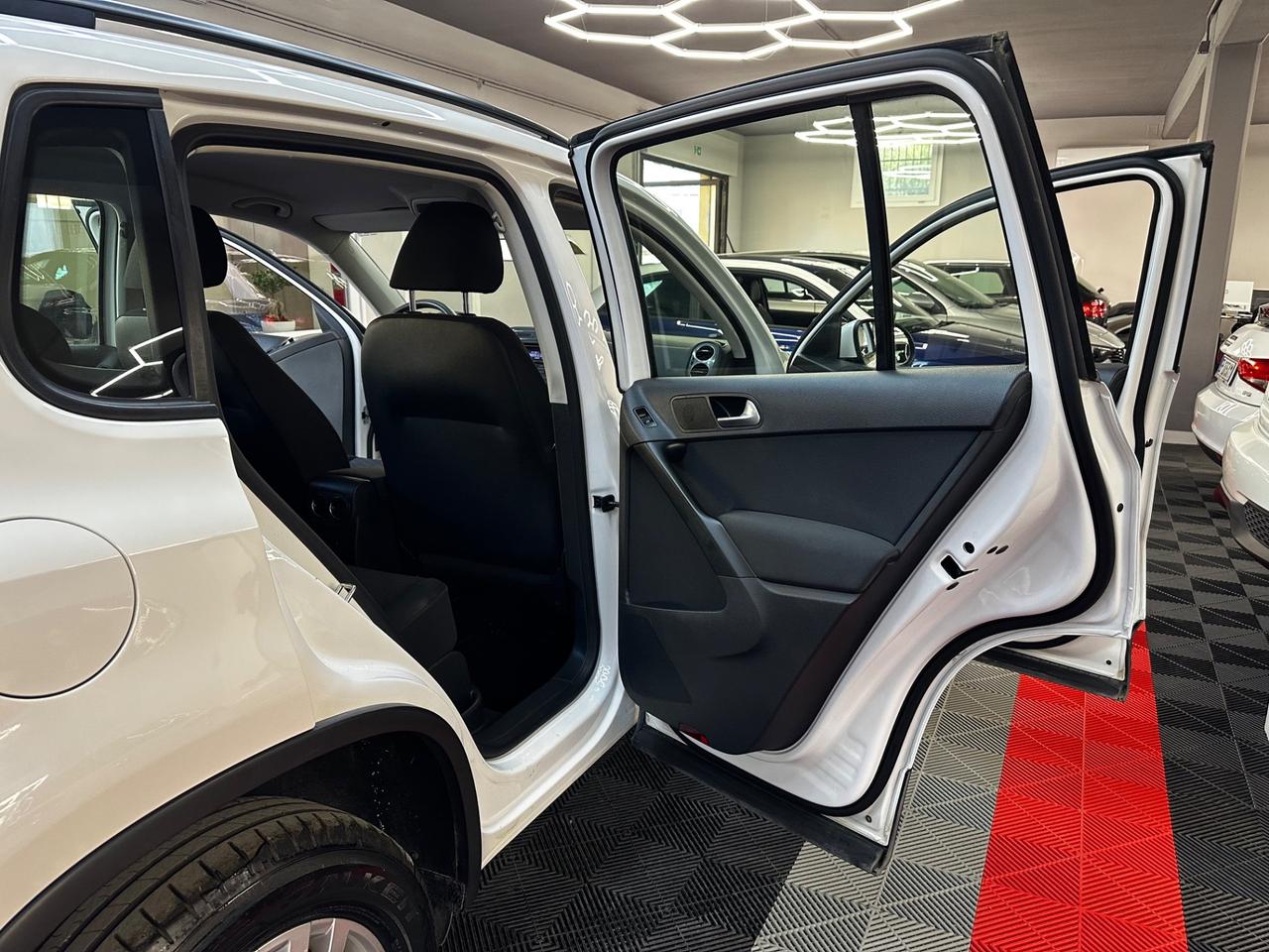 Volkswagen Tiguan 2.0 TDI BlueMotion - FABIANOAUTO