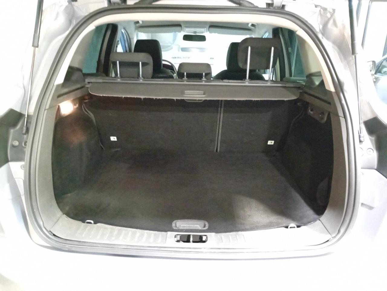 Ford Kuga 2.0 TDCi 140 CV 2WD Titanium