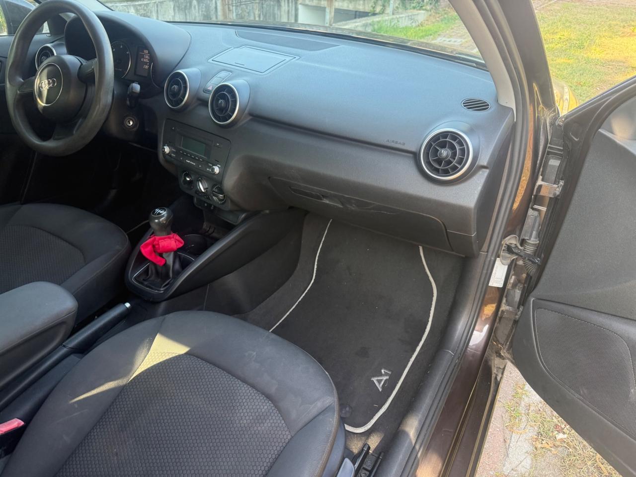 Audi A1 1.6 TDI 105 CV Attraction