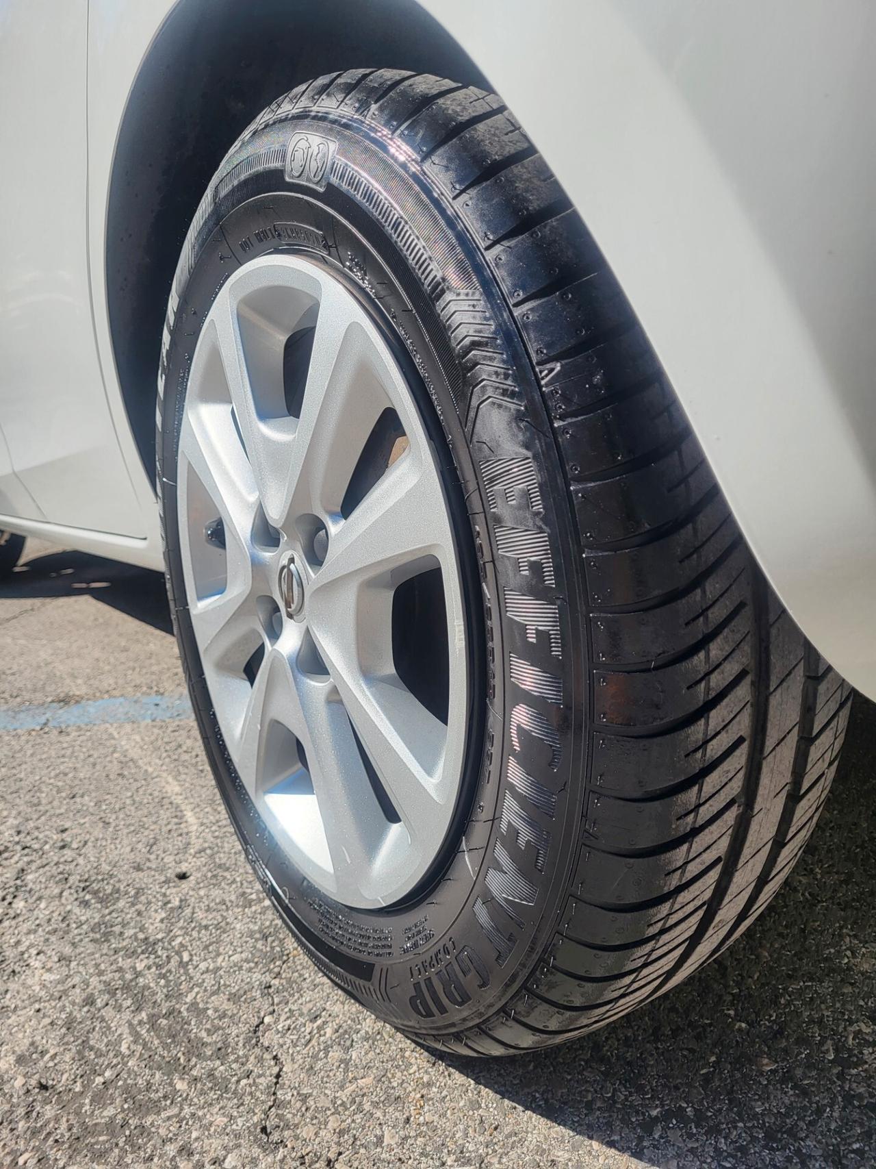 OPEL CORSA 1,4 GPL-UNICA PROPR-3 REVISIONI-EURO 6
