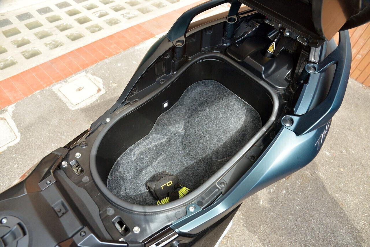 Yamaha T Max 560 Tech Max PERFETTO