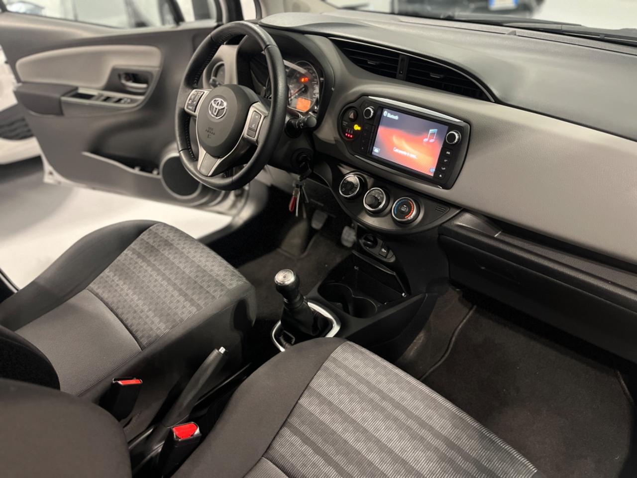 Toyota Yaris 5p 1.0 NEOPATENTATI! EURO 6!