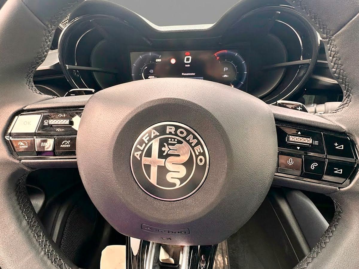 Alfa Romeo Junior 1.2 Hybrid 145CV EDCT6