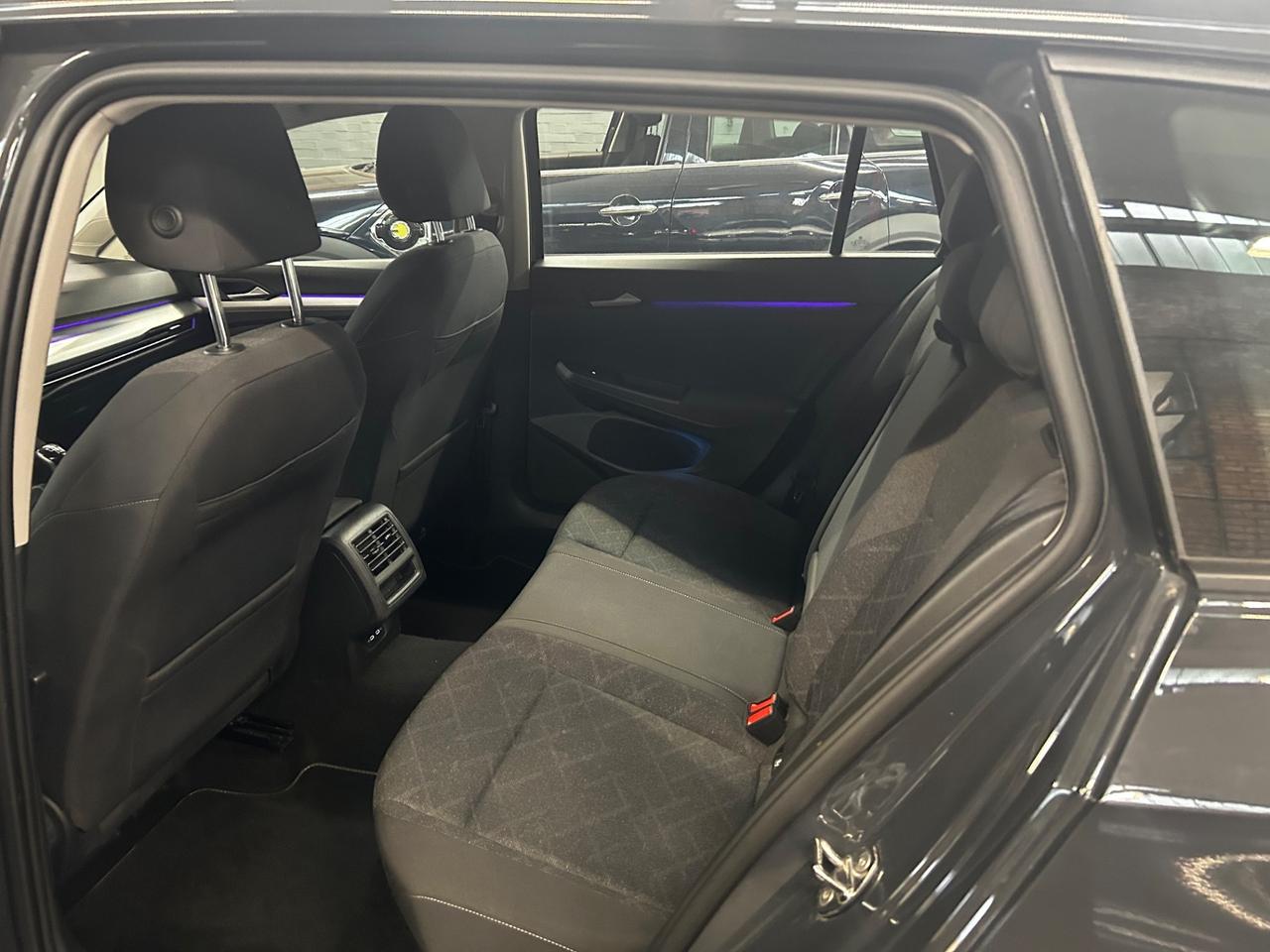 Volkswagen Golf Variant 2.0 TDI SCR Life neopatentati