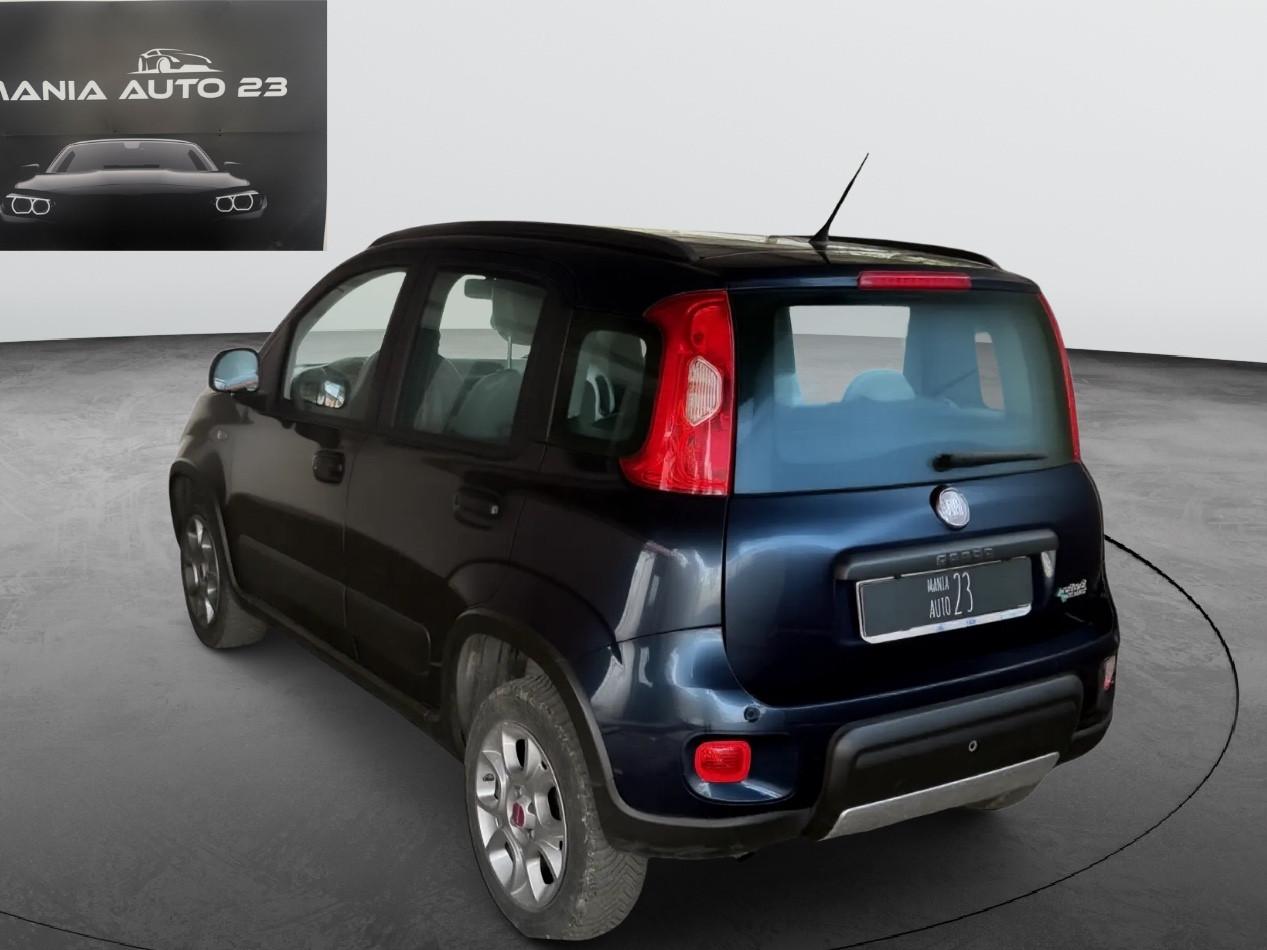 FIAT PANDA TREKKING O.9 TWIN AIR METANO 85 CV 5 POSTI!!