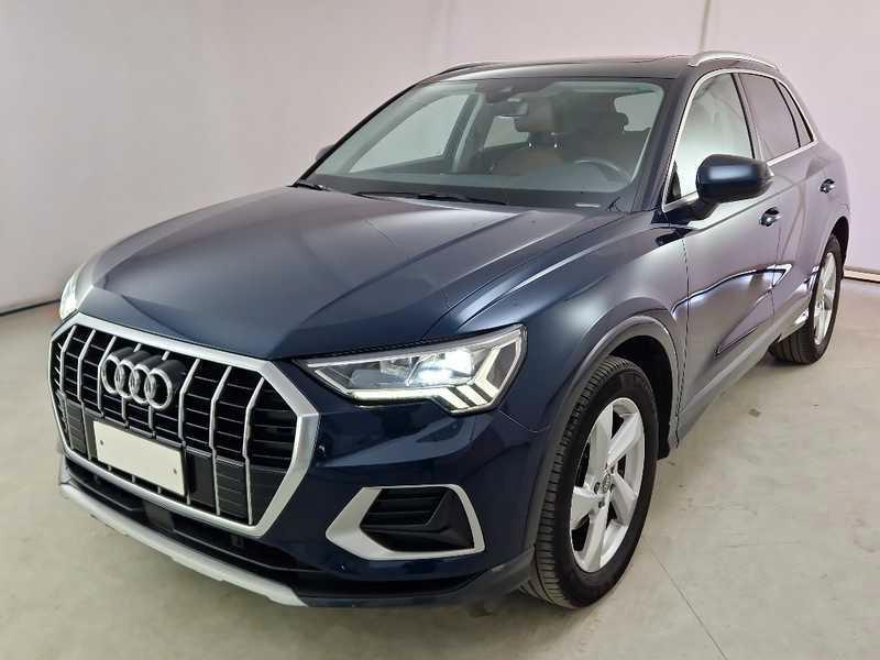 AUDI Q3 35 TDI S tronic Business Advanced