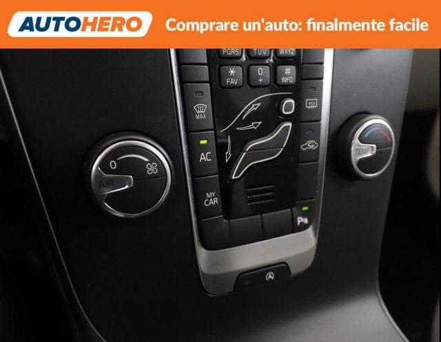 VOLVO V40 T2 Plus