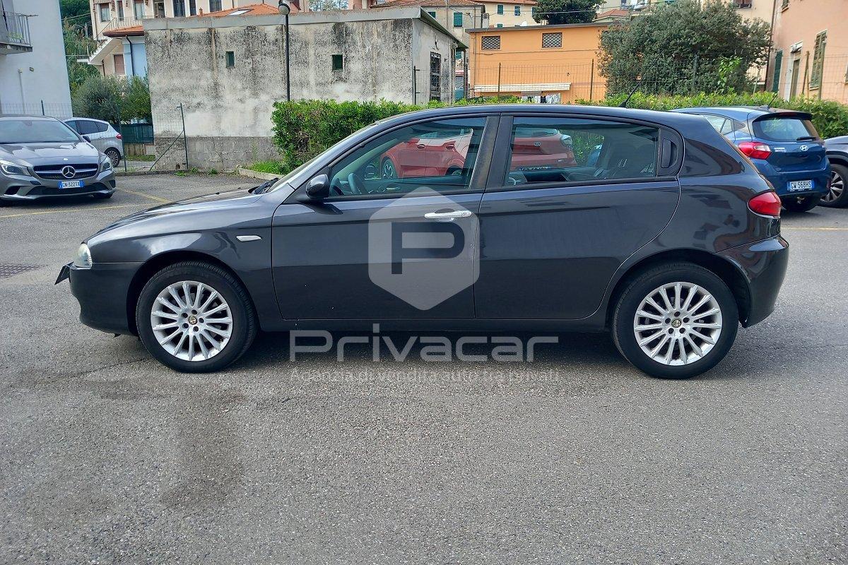 ALFA ROMEO 147 1.9 JTD (120) 5 porte Distinctive