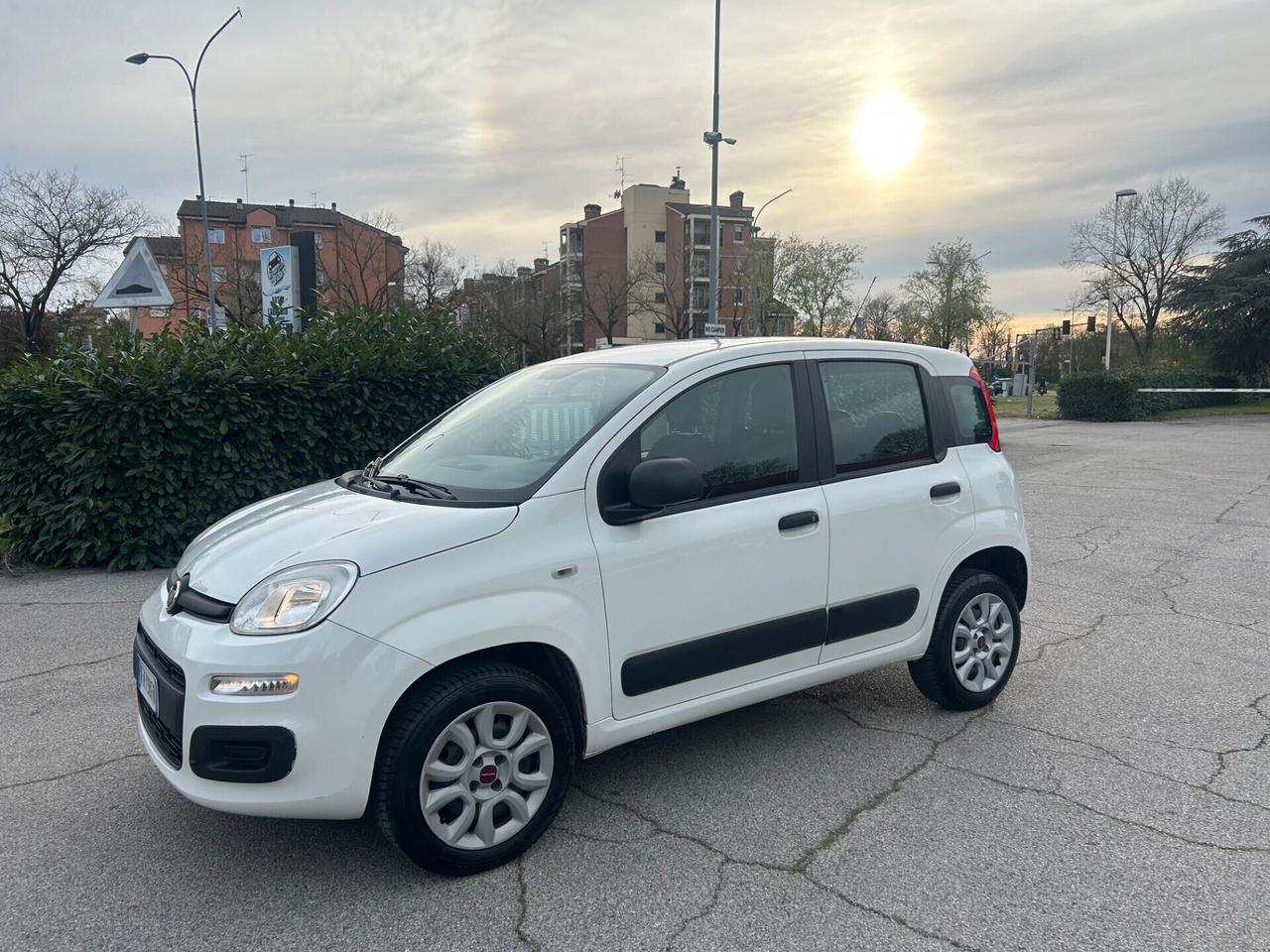Fiat Panda 900 cc anno 2018 benzina, metano unica proprietaria pari al nuovo