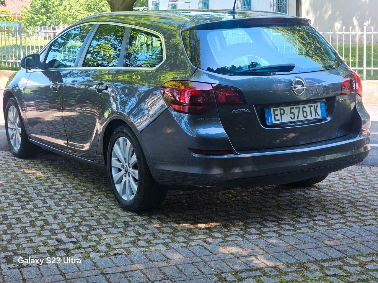 Opel Astra 1.7 DIESEL ANNO 2013