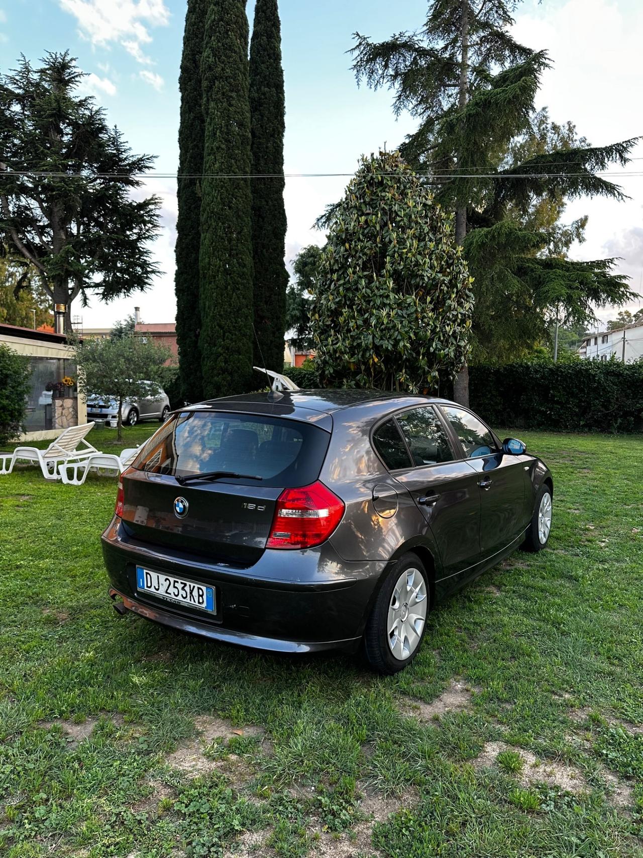 Bmw 118 118d cat 5 porte Futura DPF PERFETTA !