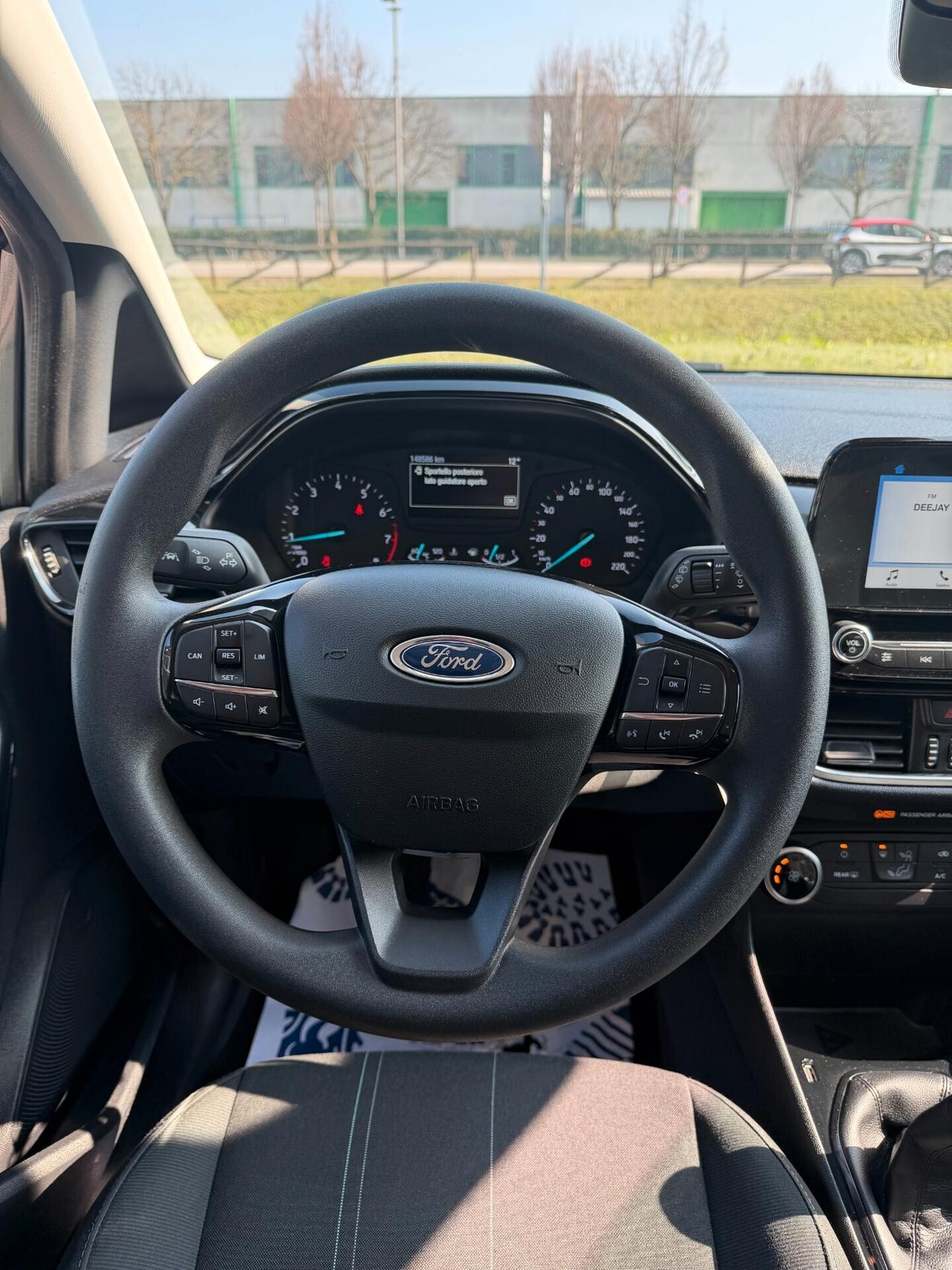 Ford Fiesta 1.1 5 porte Neopatentati