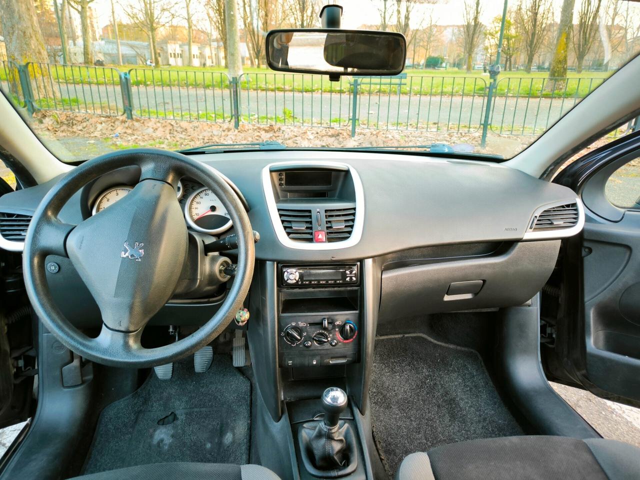 Peugeot 207 1.4 8V 75CV 5p. Energie Sport ECO GPL