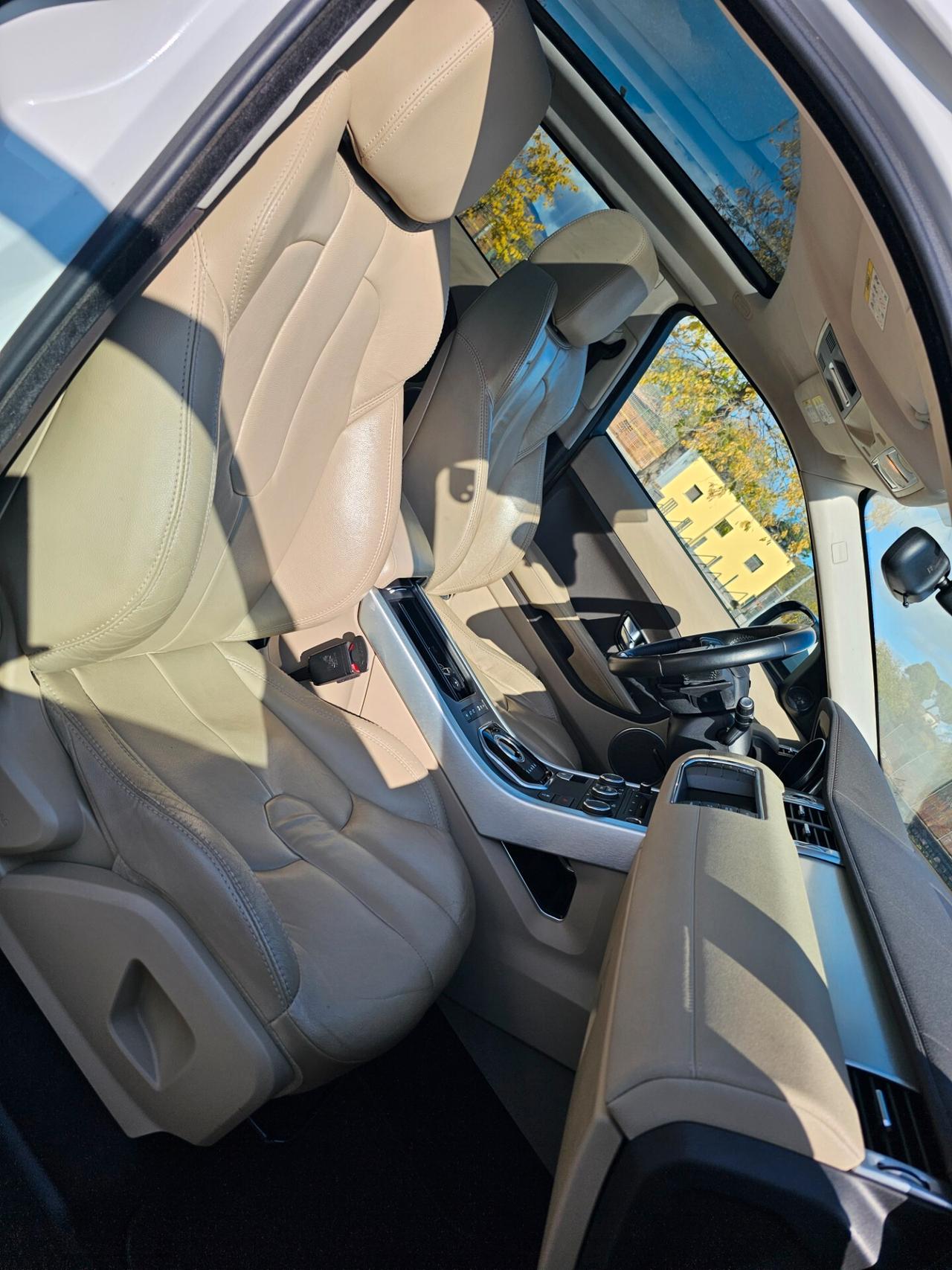 Land Rover Range Rover Evoque 2.2 TD4 5p. Prestige Tetto Panoramico