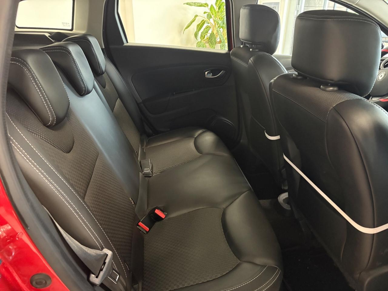 Renault Clio Sporter dCi 8V 90 CV Duel2