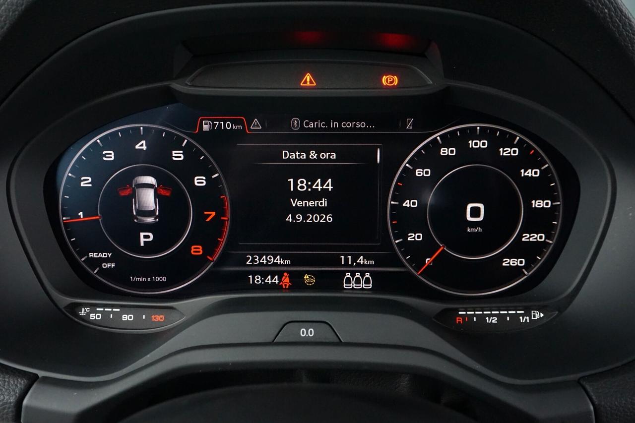 Audi Q2 35 TFSI S tronic S line Identity Black