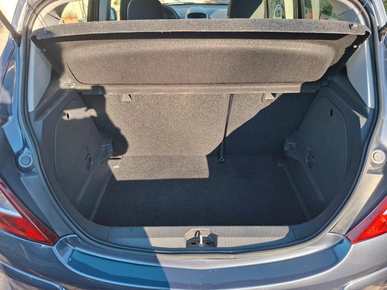 Opel Corsa 1.2 5 porte Edition