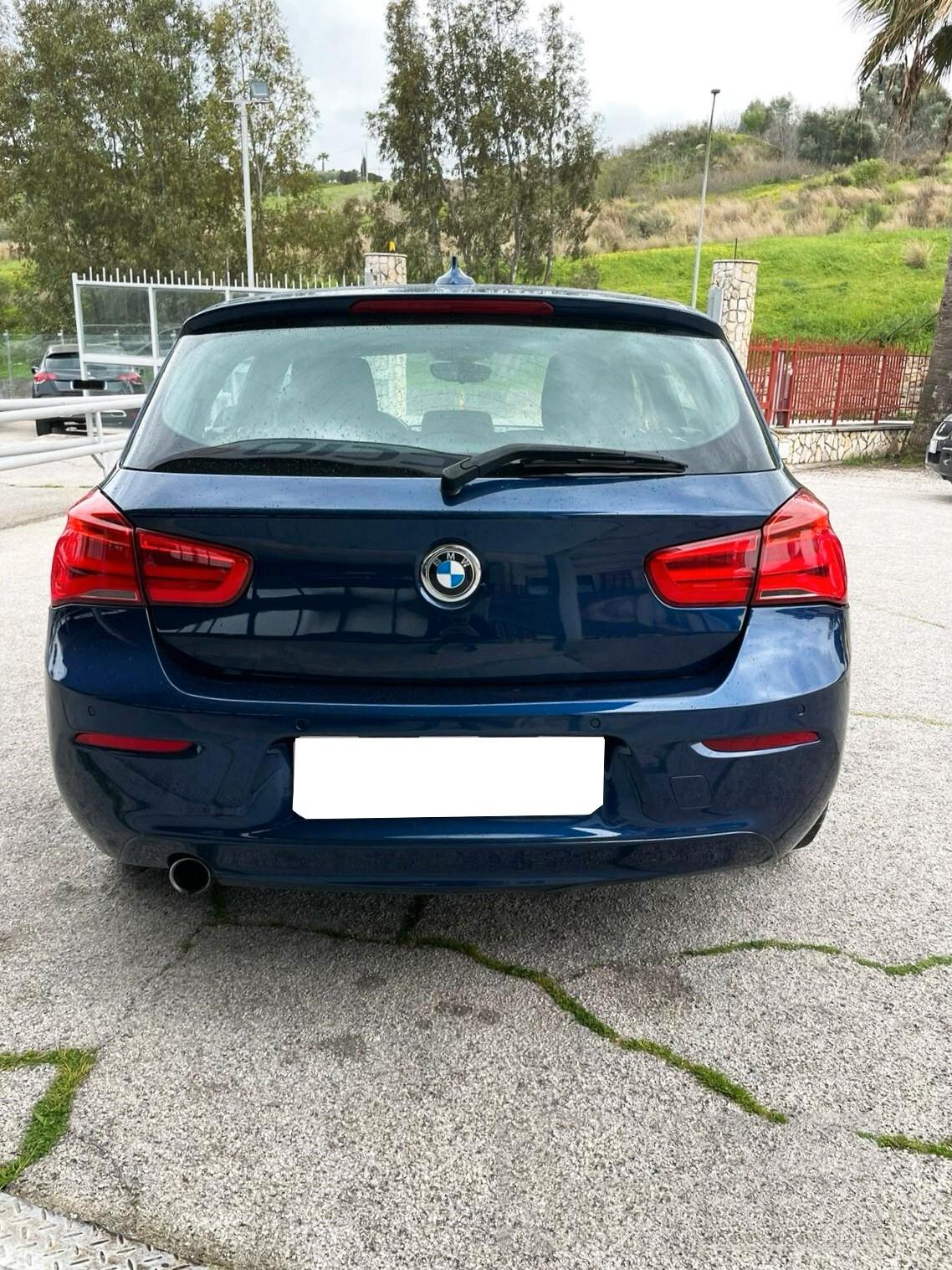 Bmw 116 116d 5p. Urban