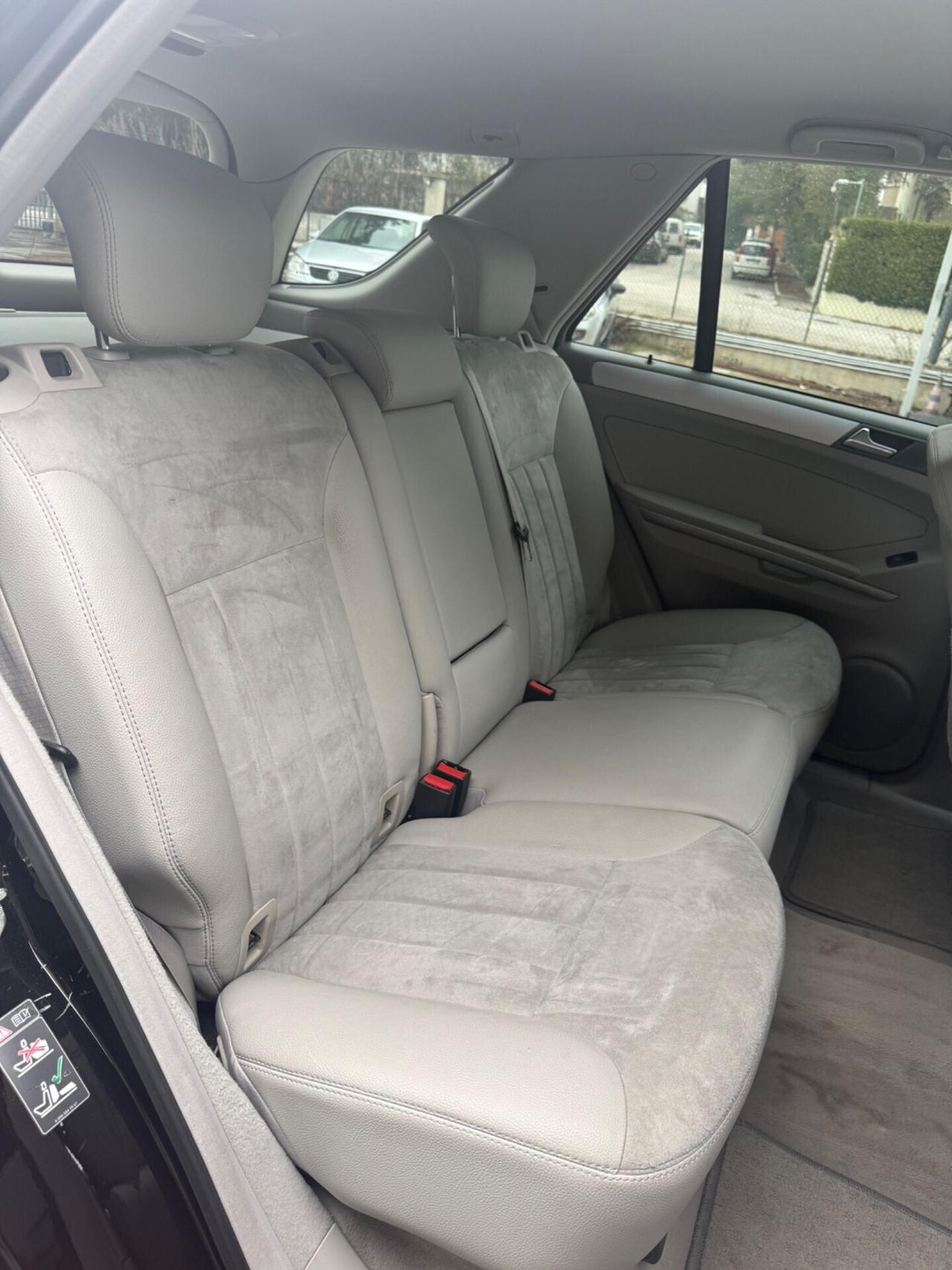 Mercedes ML 320 CDi Sport PERFETTO 135 milaKM
