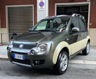 Fiat Panda 1.3 MJT 16V DPF 4x4 CROSS ELD