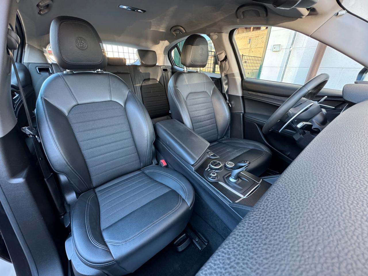 ALFA ROMEO STELVIO 2,2 T EXECUTIVE Q4 210CV AUTO