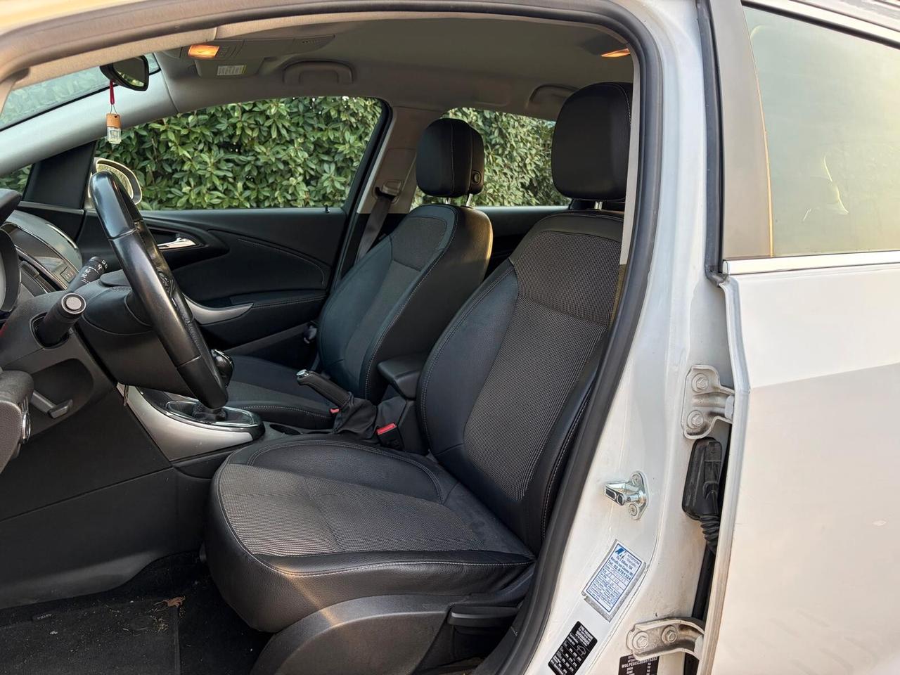 Opel Astra 1.4 Turbo 140CV 5 porte Cosmo