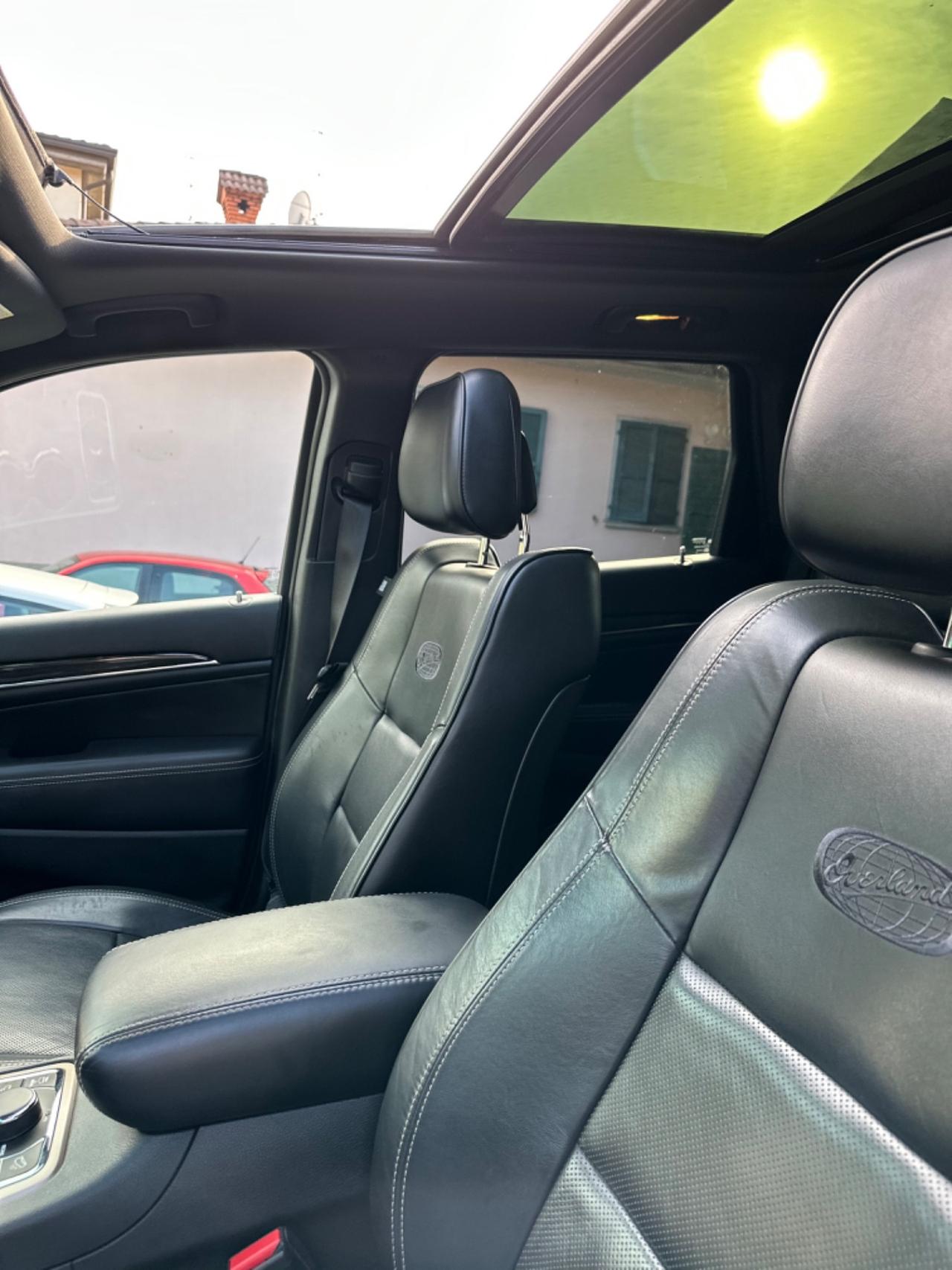 Jeep GRAND CHEROKEE 3.0 V6 CRD 250 CV MTJ OVERLAND