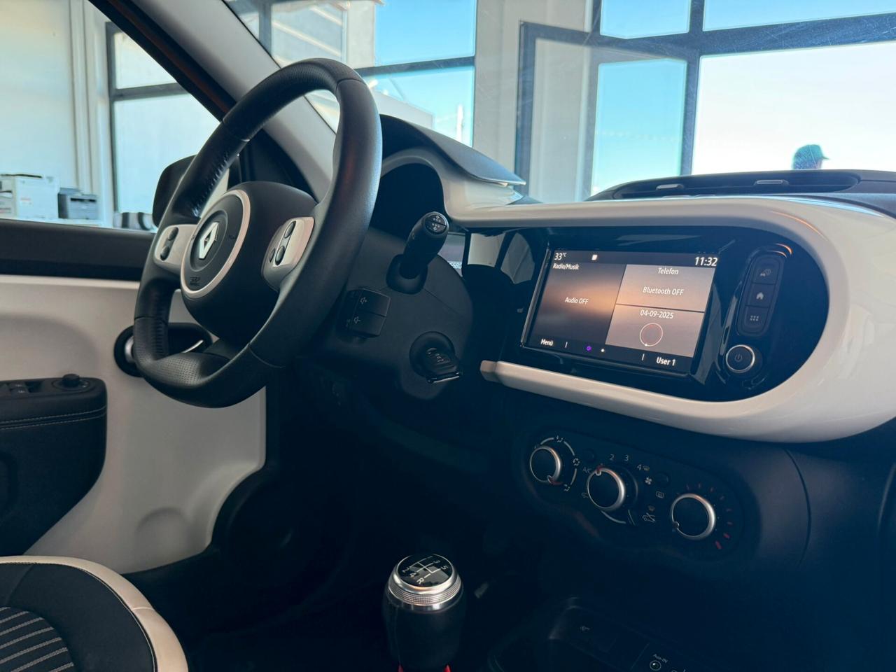 Renault Twingo 1.0 SCE 73 CV Duel