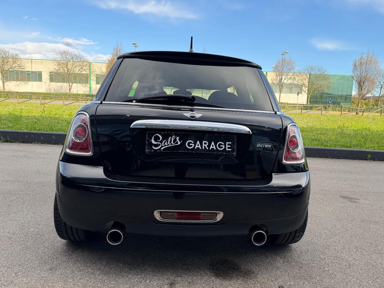 Mini ONE BLACK Neopatentati